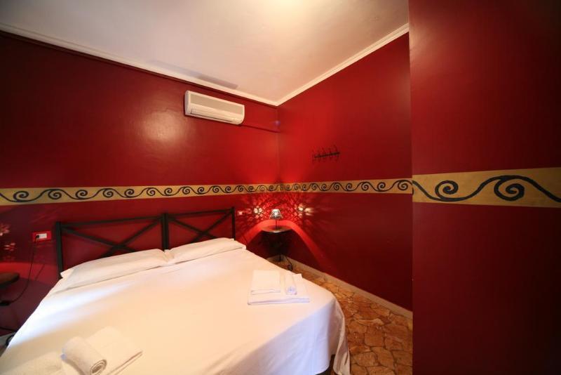 Ciccio Bed & Breakfast 3*